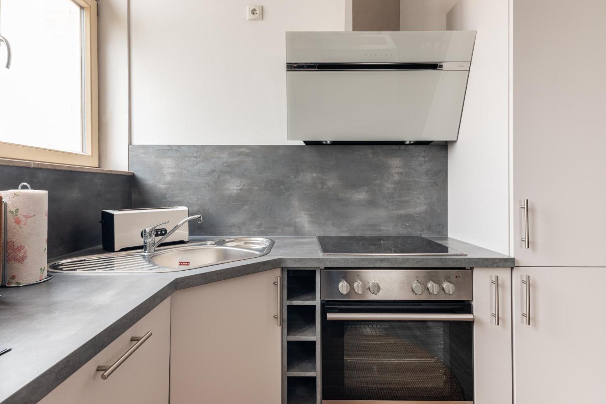 Mint Apartment Ueber Der Stadt Parken Kueche Wifi ベルリン エクステリア 写真