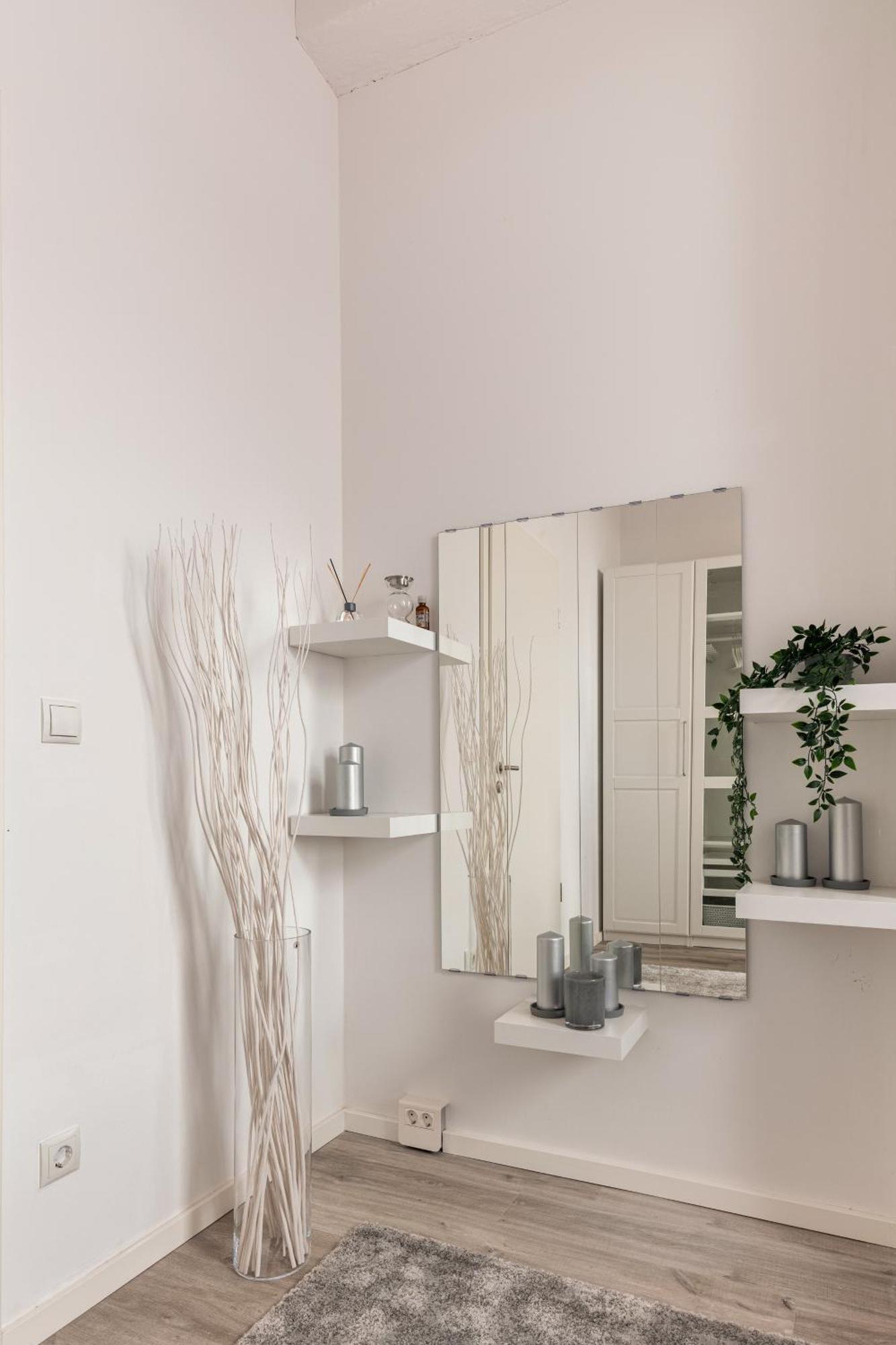 Mint Apartment Ueber Der Stadt Parken Kueche Wifi ベルリン エクステリア 写真
