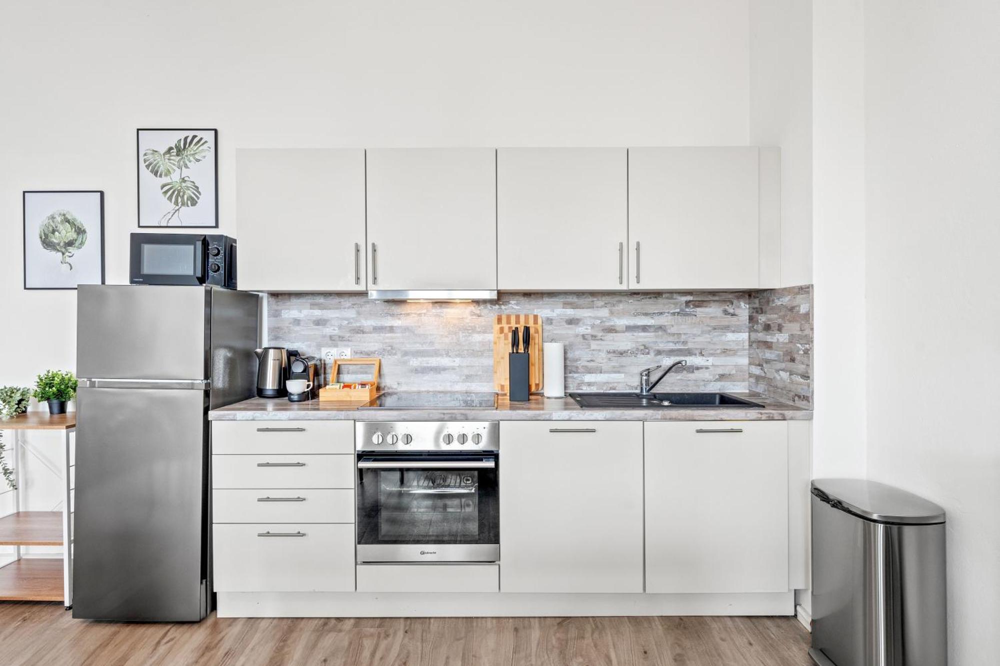 Mint Apartment Ueber Der Stadt Parken Kueche Wifi ベルリン エクステリア 写真