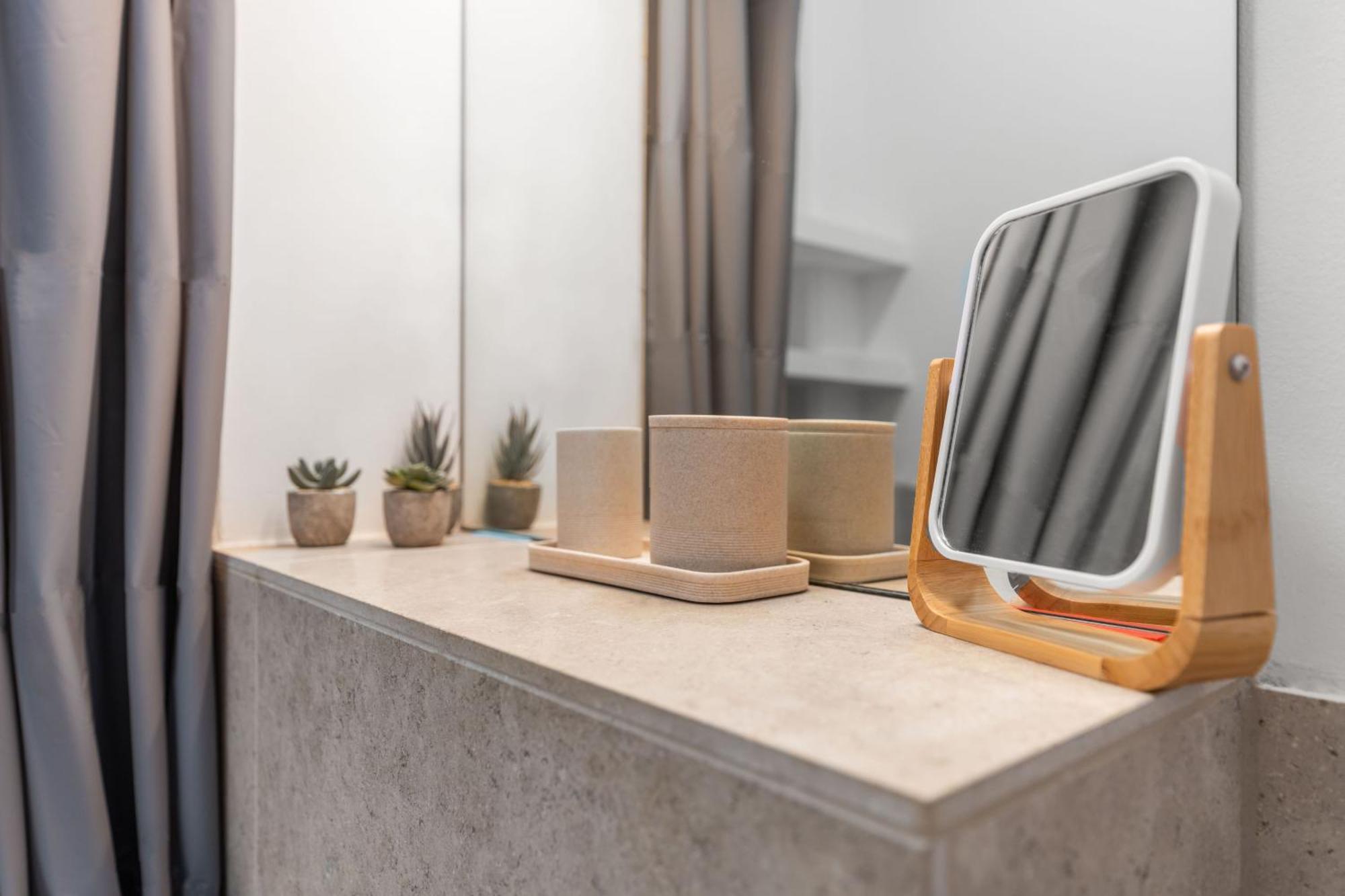 Mint Apartment Ueber Der Stadt Parken Kueche Wifi ベルリン エクステリア 写真