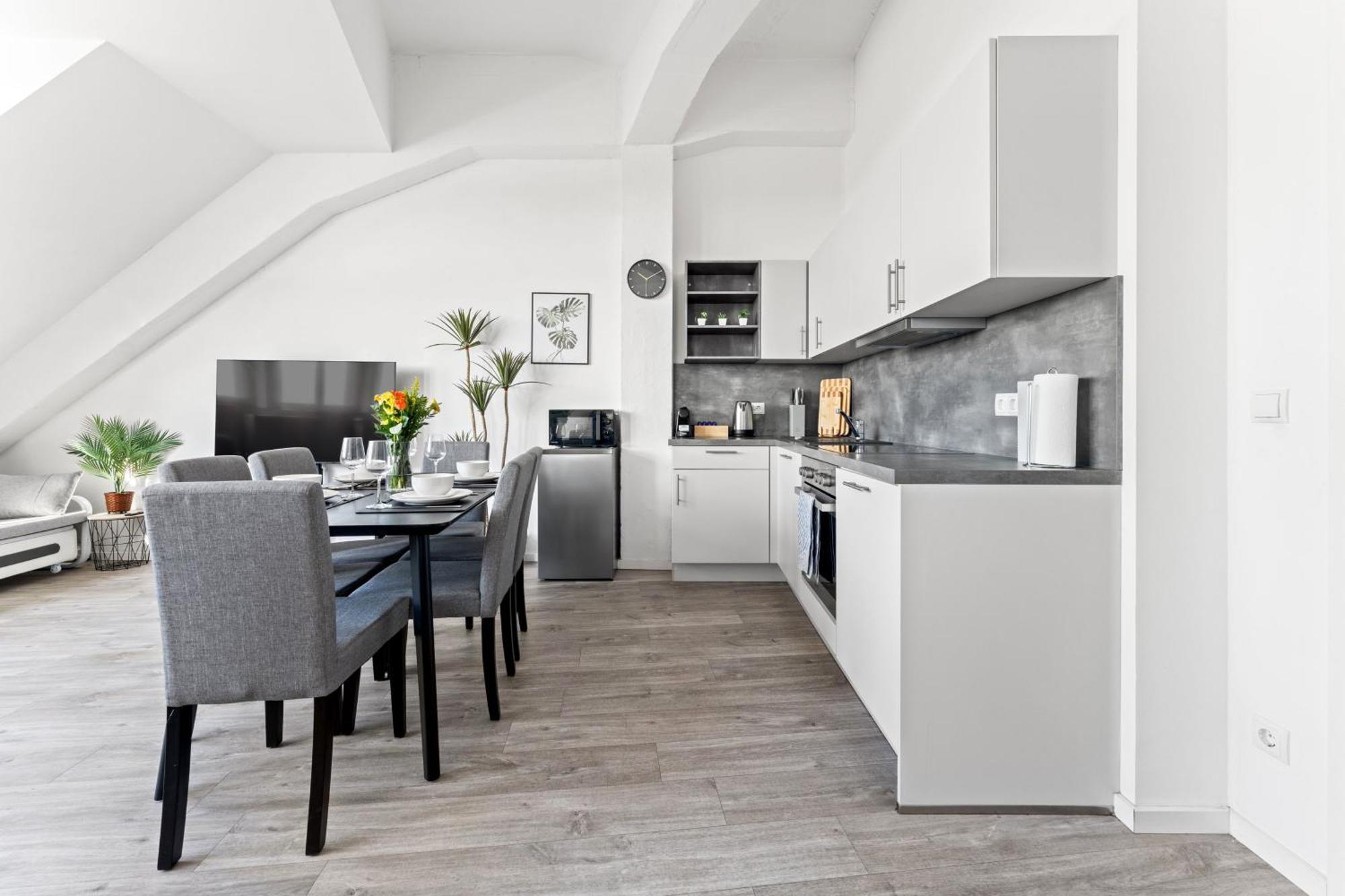 Mint Apartment Ueber Der Stadt Parken Kueche Wifi ベルリン エクステリア 写真