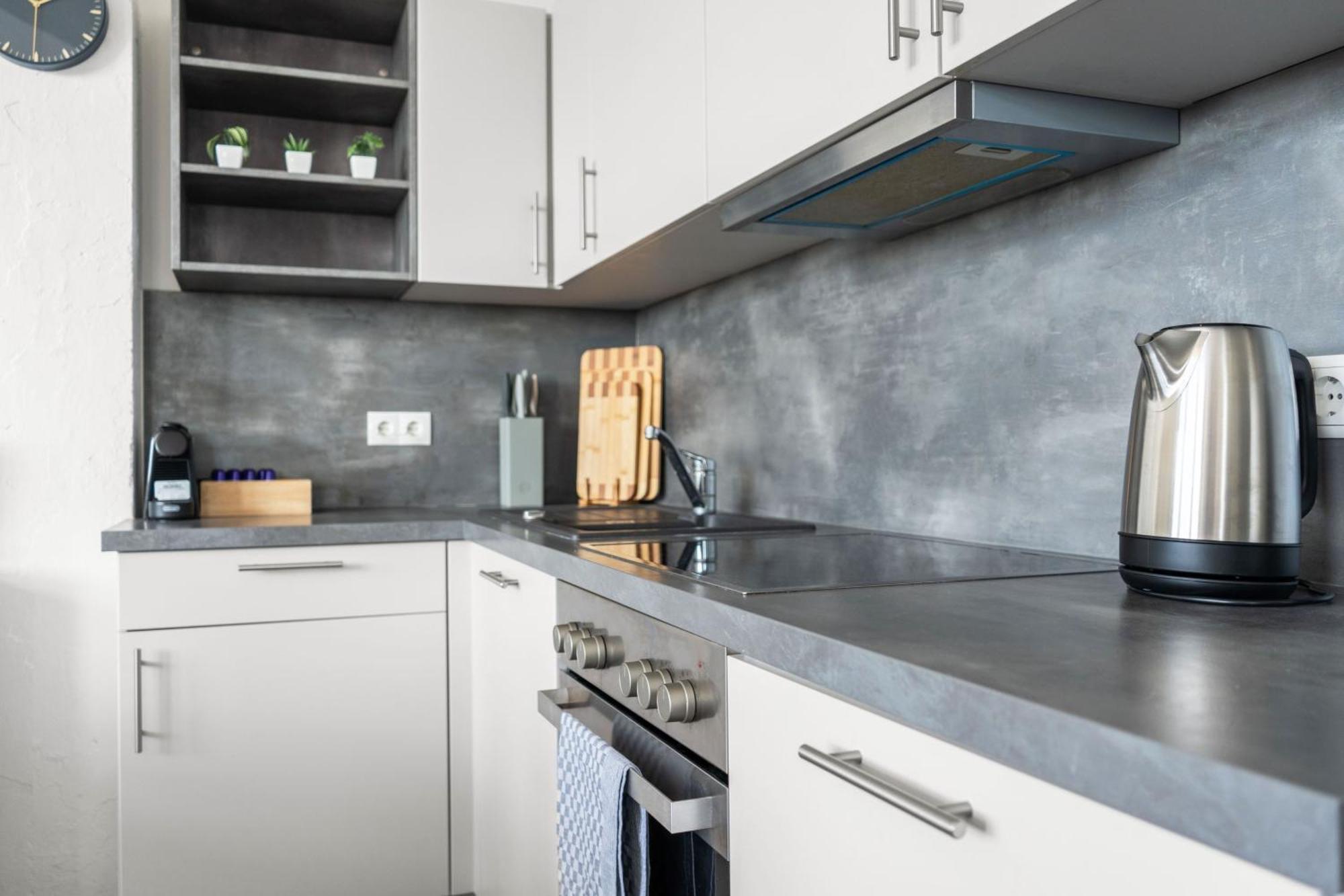 Mint Apartment Ueber Der Stadt Parken Kueche Wifi ベルリン エクステリア 写真
